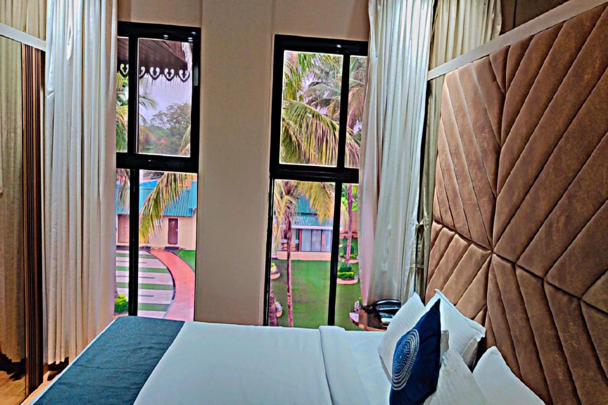 Paramount Riverfront Resort & Spa, كارجات المظهر الخارجي الصورة
